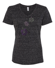 Load image into Gallery viewer, Rhinestone Vertical Hibiscus V-Neck
